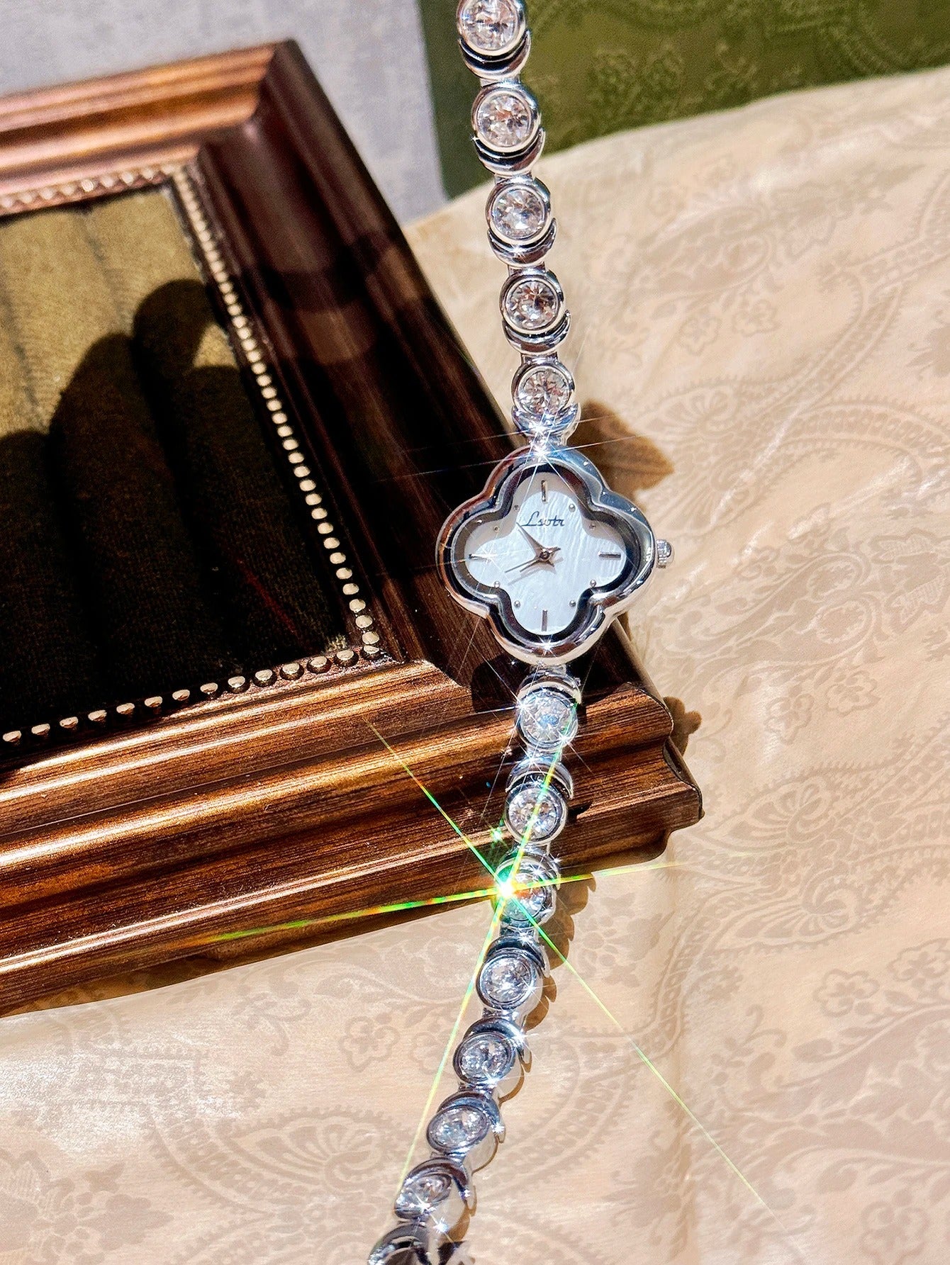 Montre : Souffle argenté