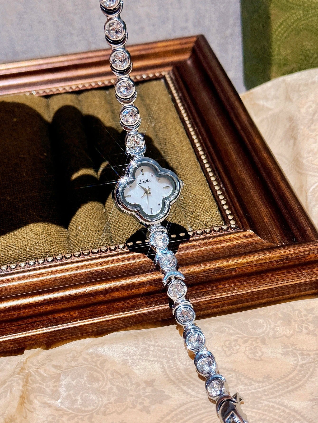 Montre : Souffle argenté